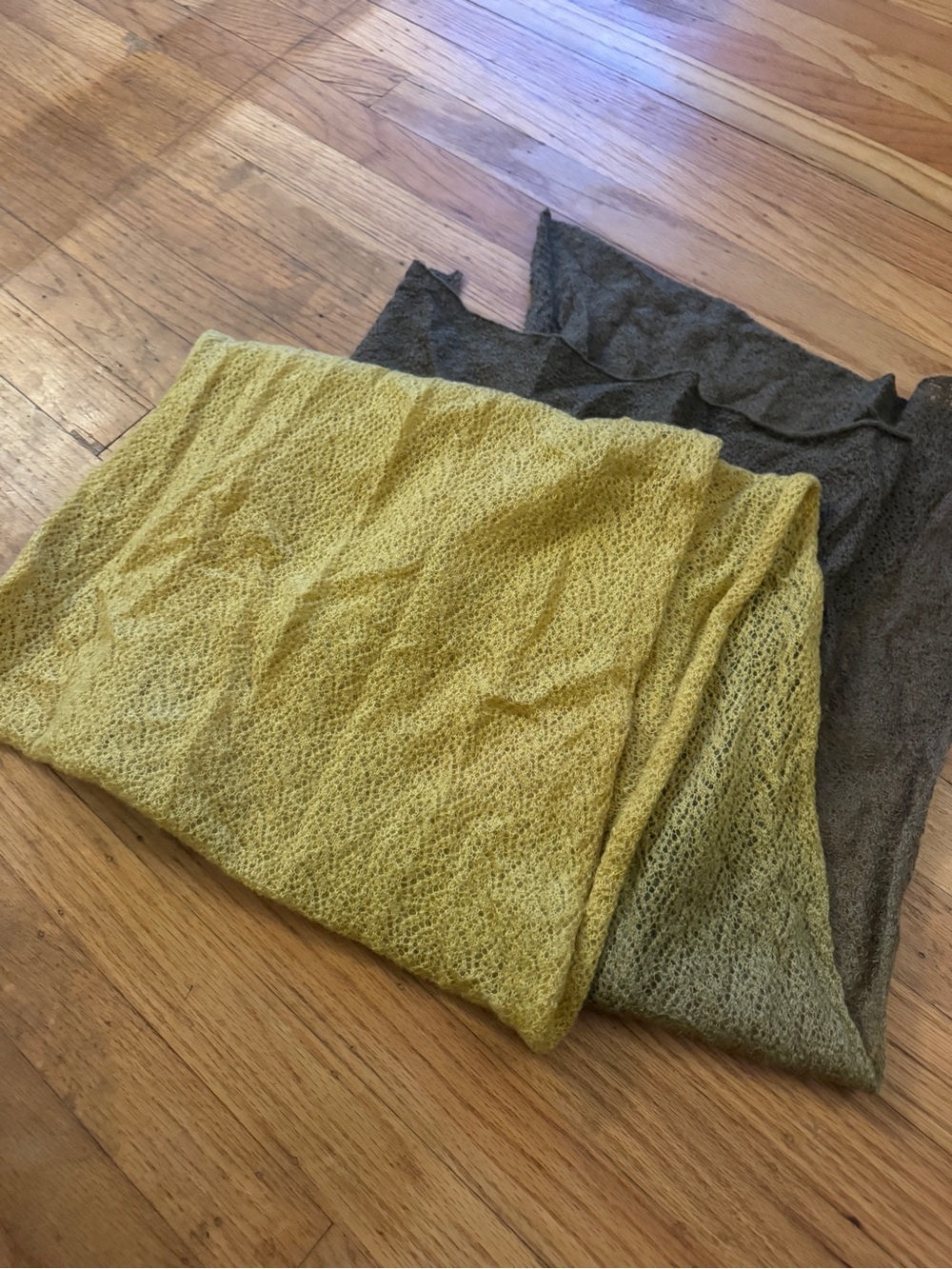 Eileen Fisher Yellow Ombré Knit Women's Scarf